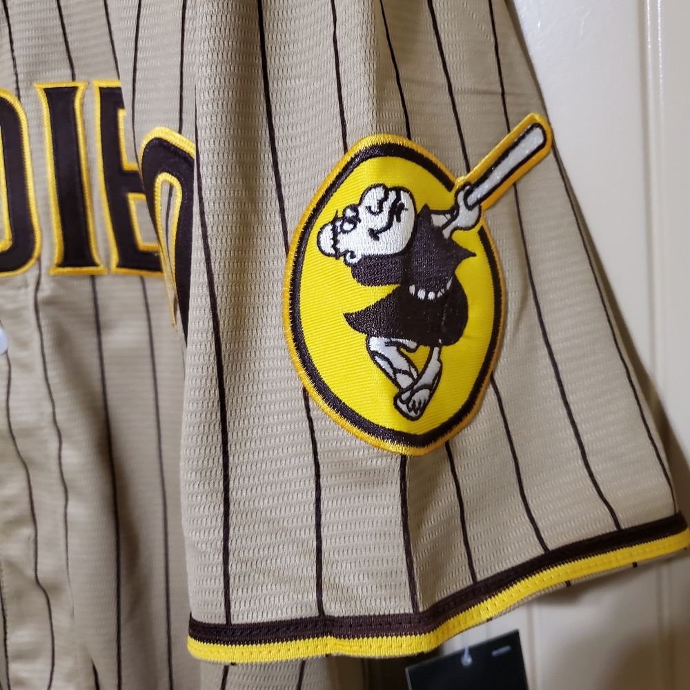 San Diego Padres Fernando Tatis Jr Jersey - Picture 5 of 5